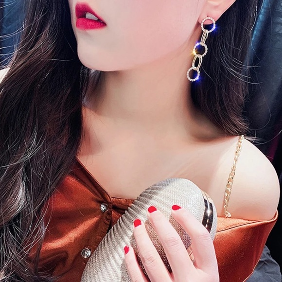 Gold Circle Long Earrings - Picture 4 of 5